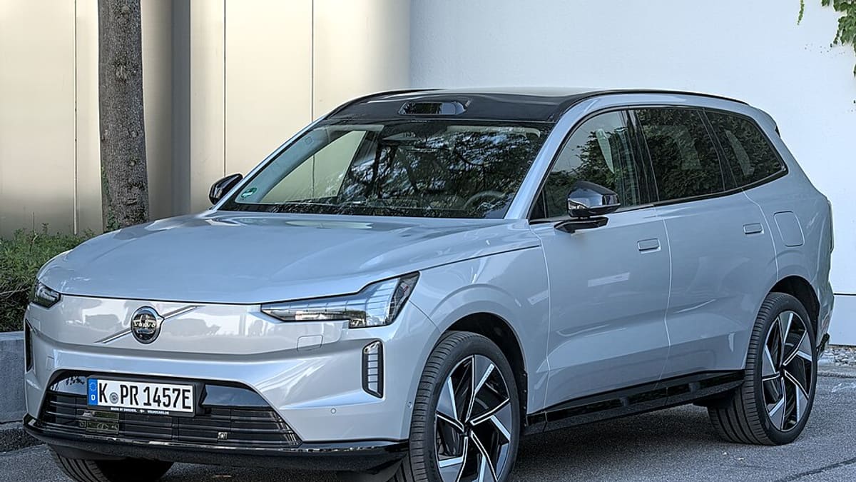 Volvo EX90